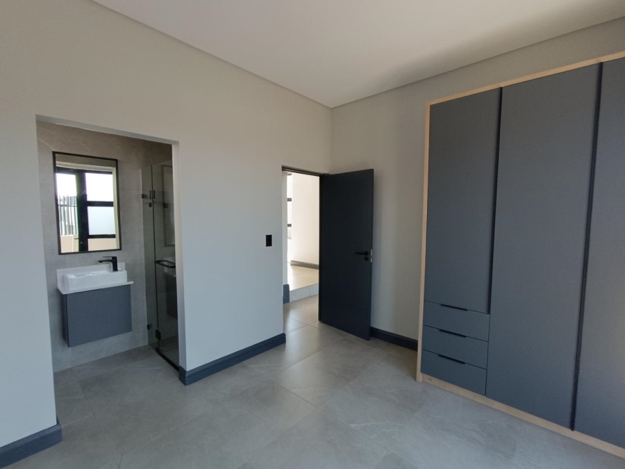 4 Bedroom Property for Sale in Fountainbrook Estate Gauteng