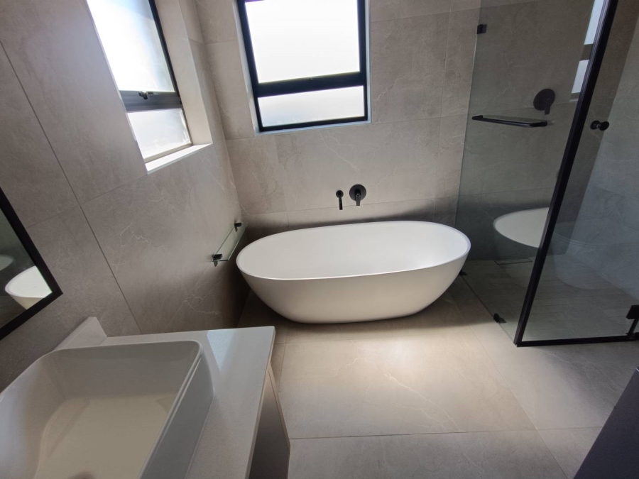 4 Bedroom Property for Sale in Fountainbrook Estate Gauteng