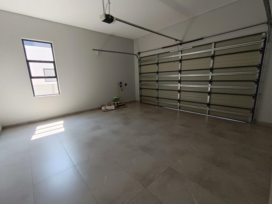 4 Bedroom Property for Sale in Fountainbrook Estate Gauteng