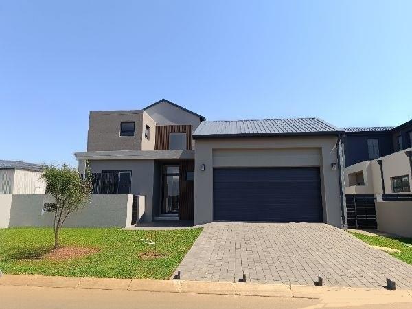 4 Bedroom Property for Sale in Fountainbrook Estate Gauteng