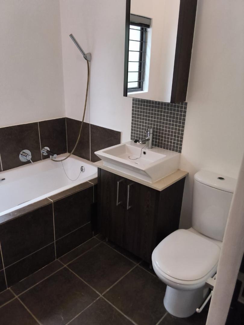 2 Bedroom Property for Sale in Douglasdale Gauteng