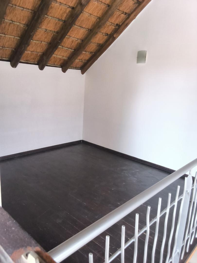2 Bedroom Property for Sale in Douglasdale Gauteng
