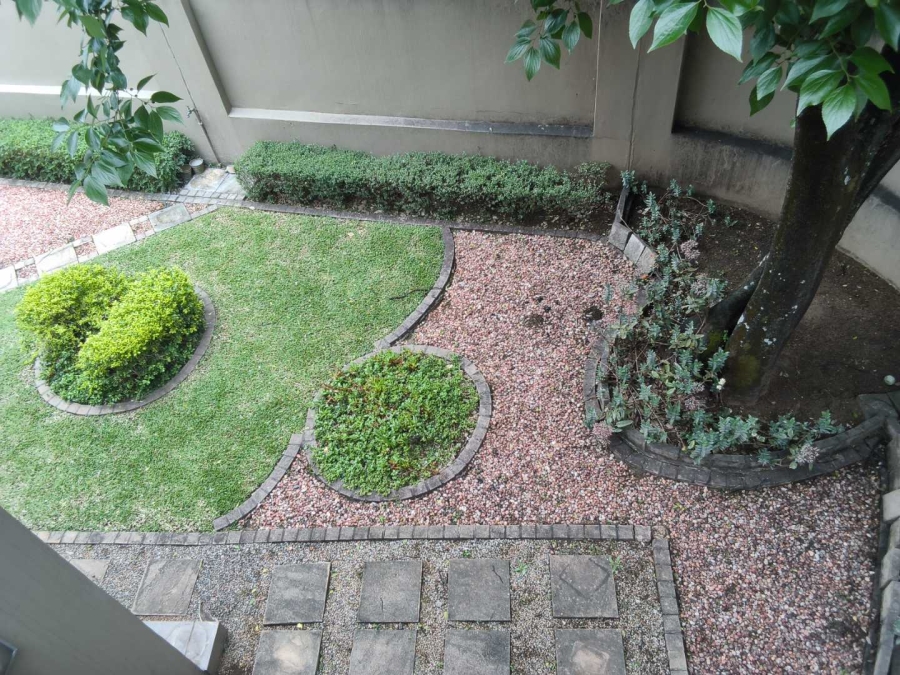 2 Bedroom Property for Sale in Douglasdale Gauteng