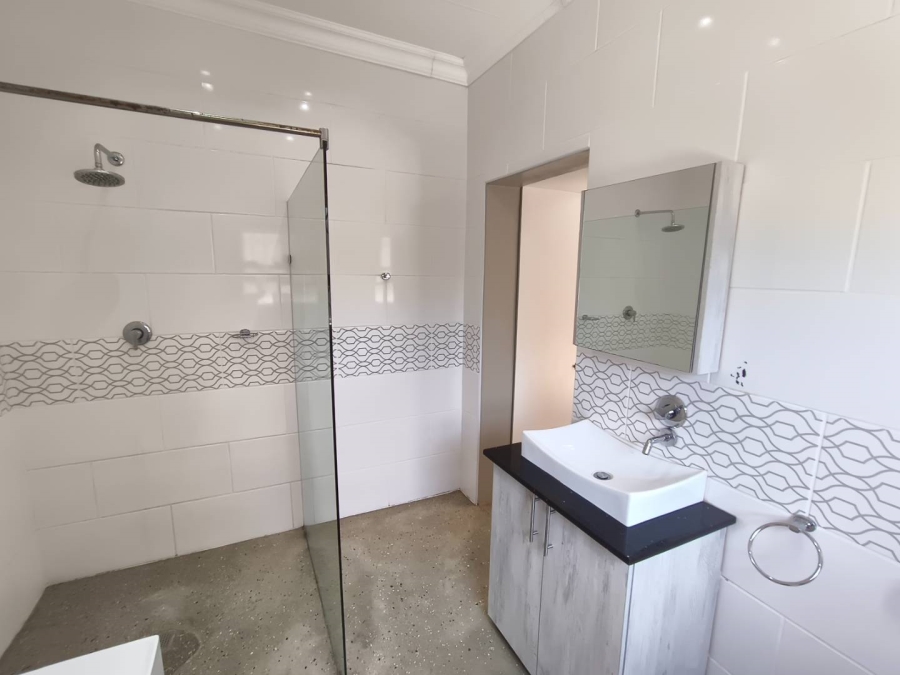 To Let 4 Bedroom Property for Rent in North Riding Gauteng