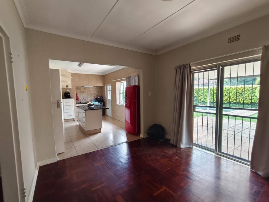 To Let 3 Bedroom Property for Rent in Linden Gauteng