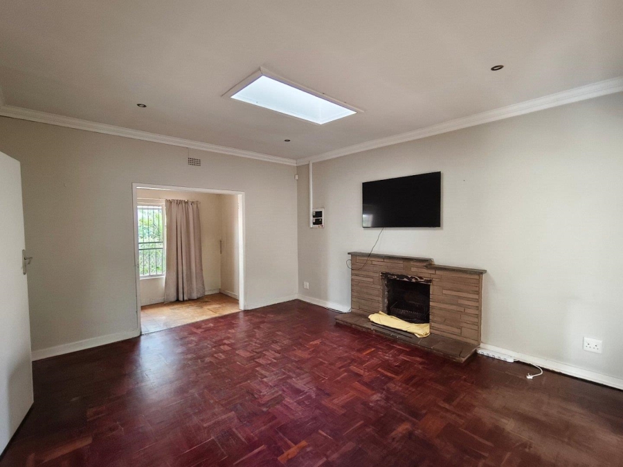 To Let 3 Bedroom Property for Rent in Linden Gauteng