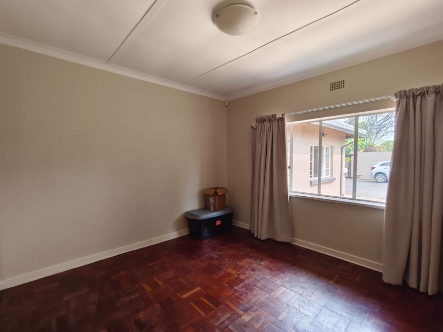 To Let 3 Bedroom Property for Rent in Linden Gauteng