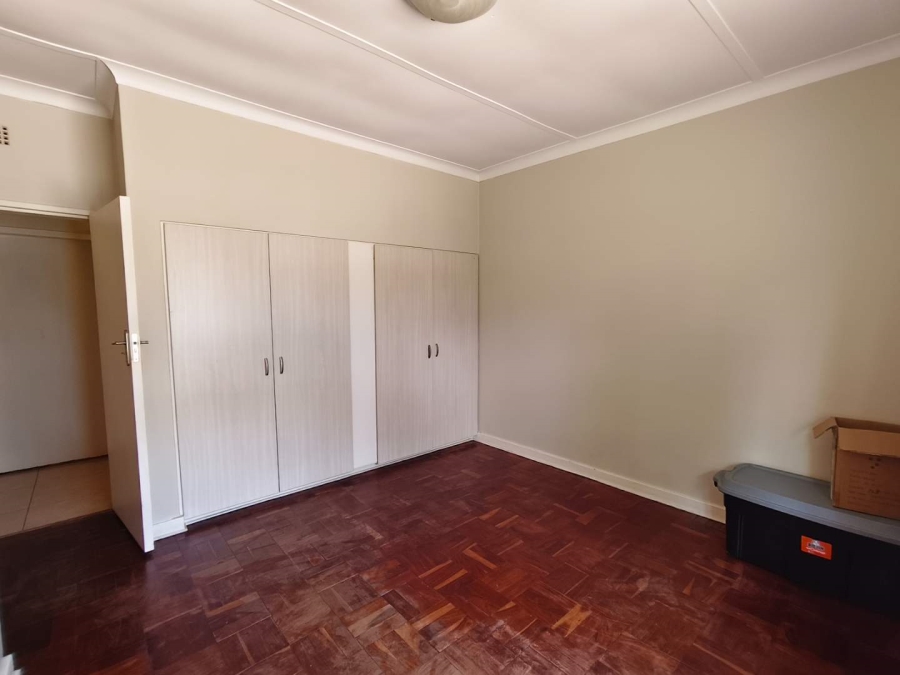 To Let 3 Bedroom Property for Rent in Linden Gauteng