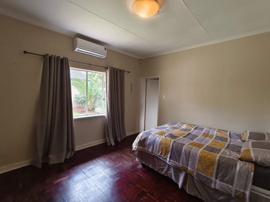To Let 3 Bedroom Property for Rent in Linden Gauteng