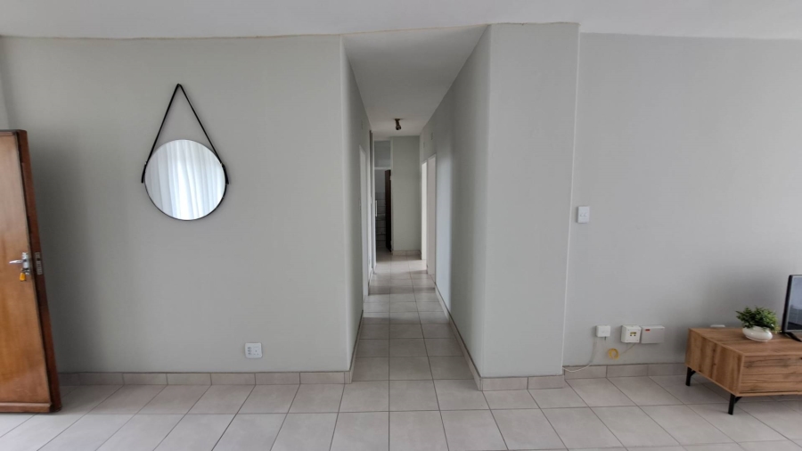 To Let 2 Bedroom Property for Rent in Honeyhills Gauteng