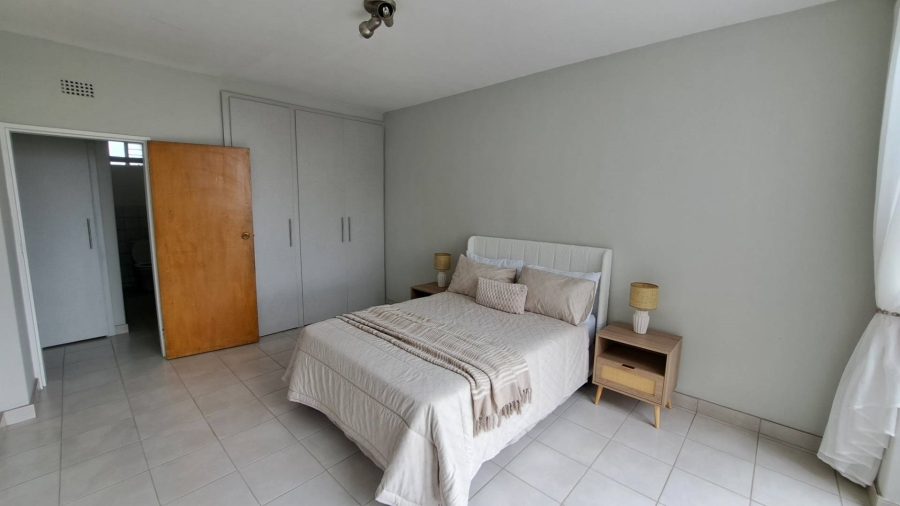 To Let 2 Bedroom Property for Rent in Honeyhills Gauteng