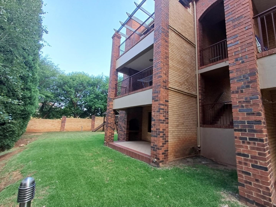 To Let 2 Bedroom Property for Rent in Honeydew Grove Gauteng