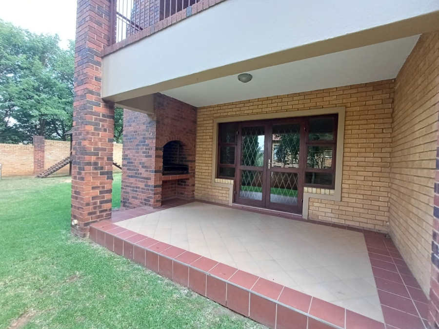 To Let 2 Bedroom Property for Rent in Honeydew Grove Gauteng