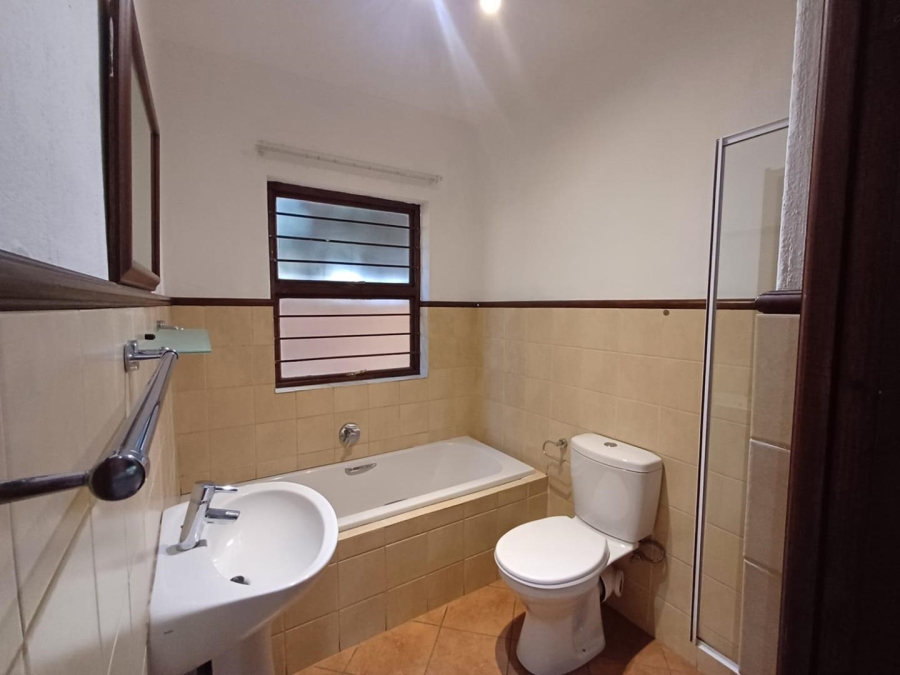 To Let 2 Bedroom Property for Rent in Honeydew Grove Gauteng