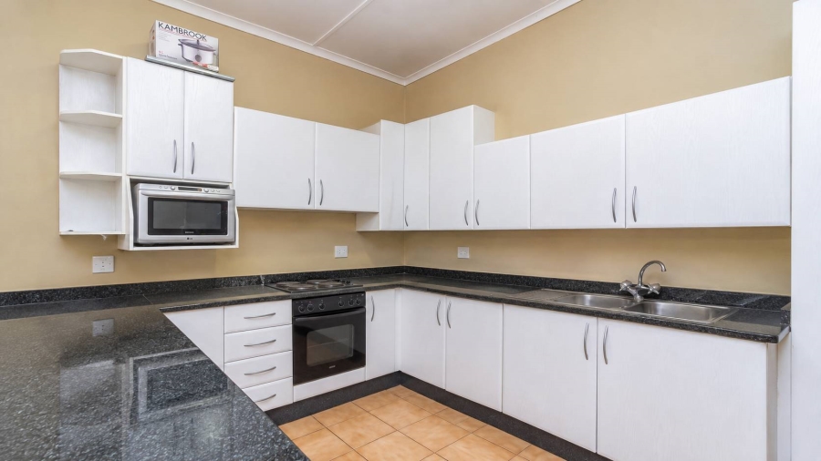 5 Bedroom Property for Sale in Florida Gauteng
