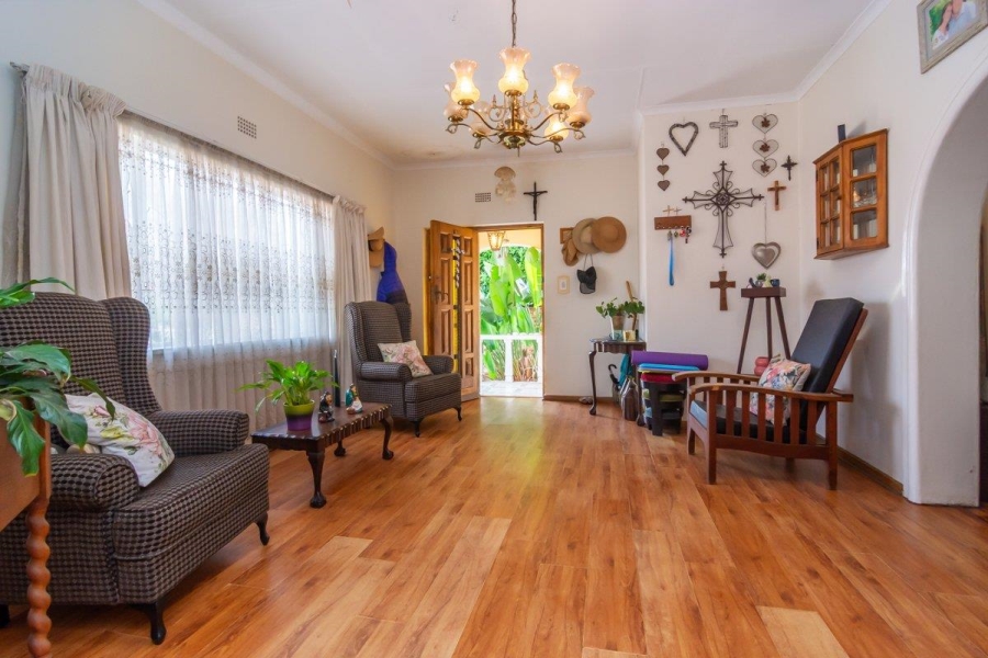 5 Bedroom Property for Sale in Florida Gauteng