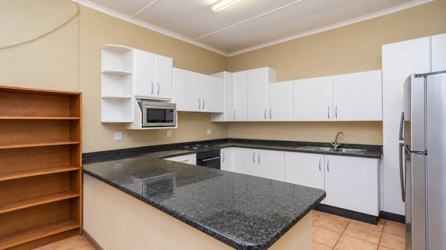 5 Bedroom Property for Sale in Florida Gauteng