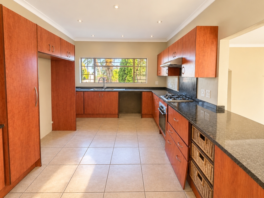 4 Bedroom Property for Sale in Kenmare Gauteng