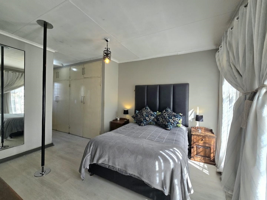 3 Bedroom Property for Sale in Kliprivier Gauteng