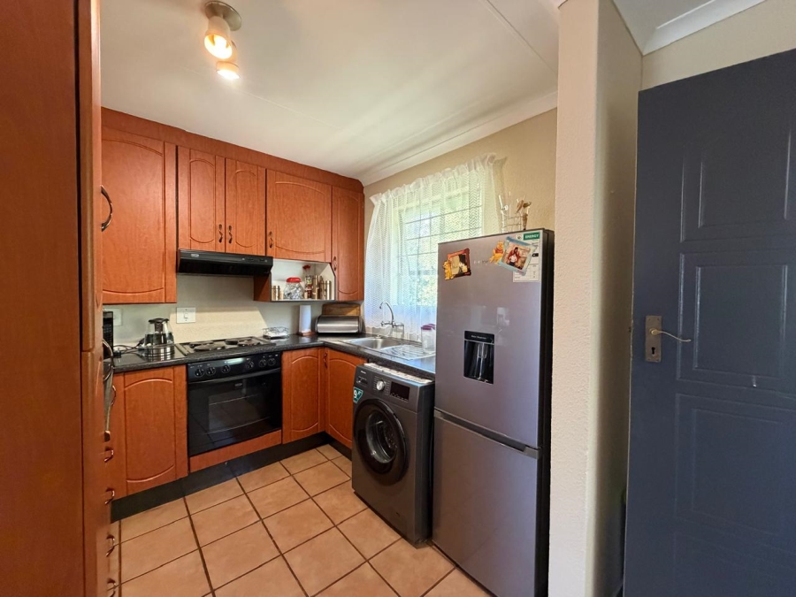2 Bedroom Property for Sale in Ridgeway Gauteng