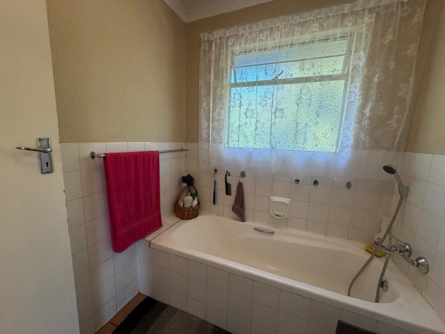 2 Bedroom Property for Sale in Ridgeway Gauteng