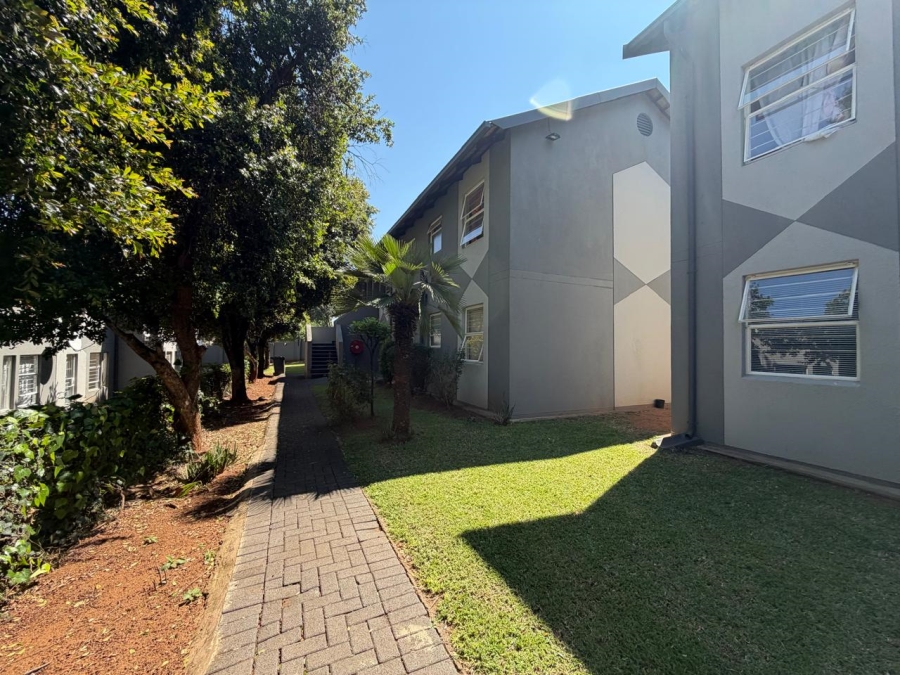 2 Bedroom Property for Sale in Ridgeway Gauteng
