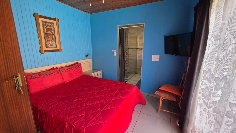 9 Bedroom Property for Sale in Lakefield Gauteng
