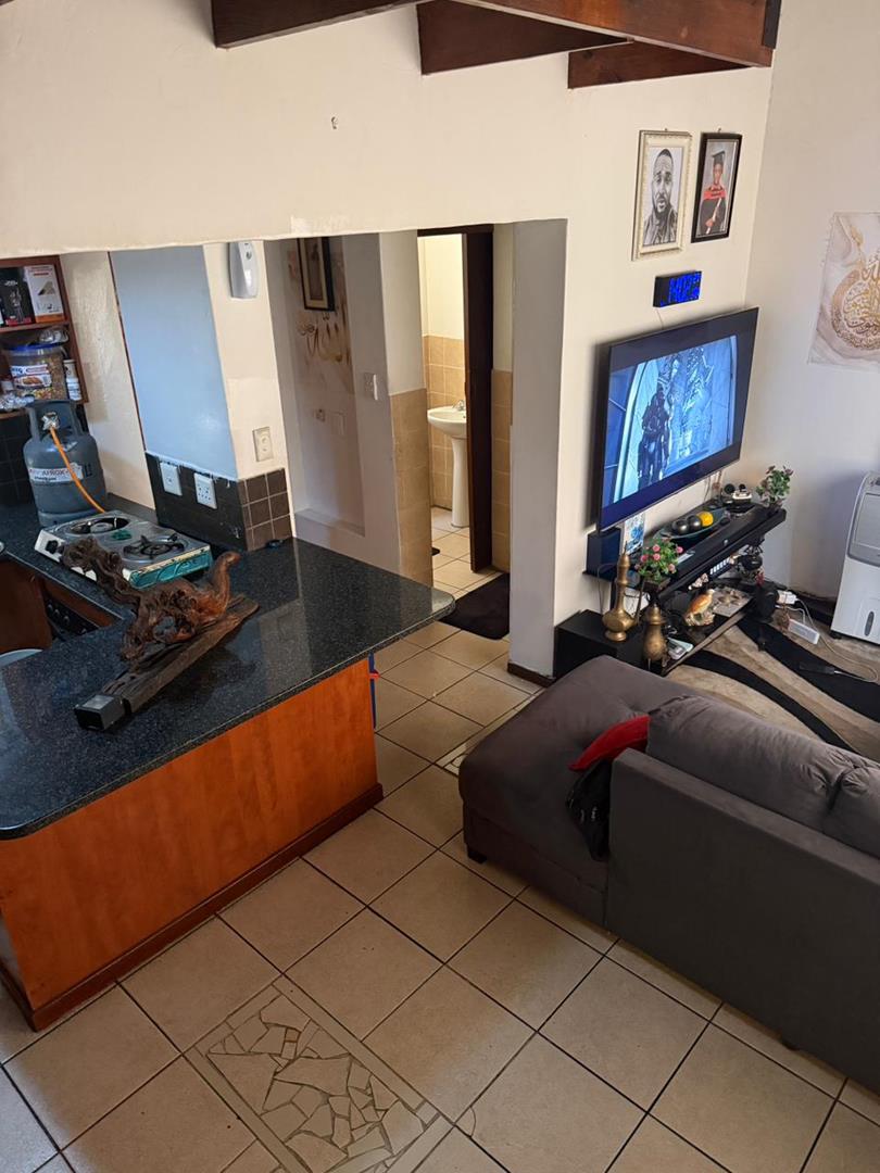 1 Bedroom Property for Sale in Pretoria North Gauteng