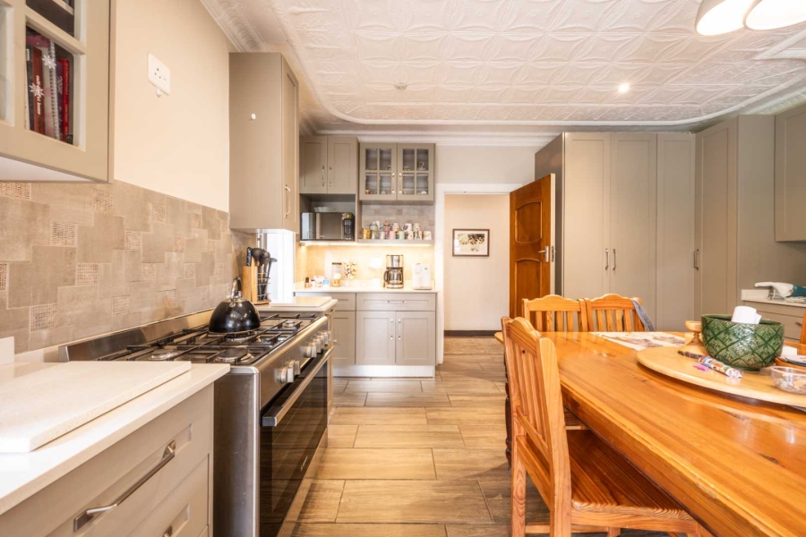 4 Bedroom Property for Sale in Waterkloof Gauteng