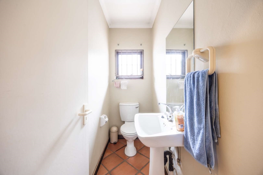 4 Bedroom Property for Sale in Waterkloof Gauteng
