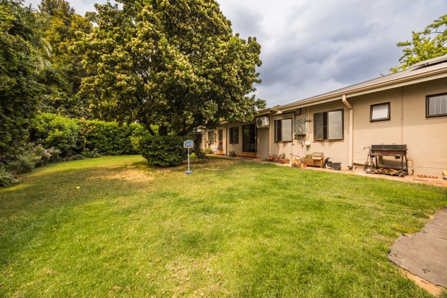 4 Bedroom Property for Sale in Waterkloof Gauteng