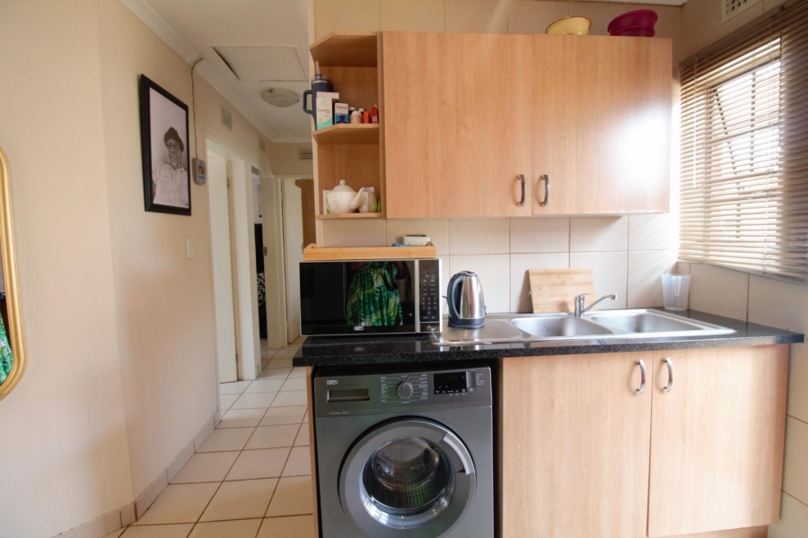 3 Bedroom Property for Sale in Clayville Gauteng
