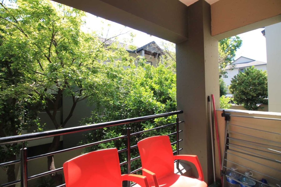 To Let 1 Bedroom Property for Rent in Lonehill Gauteng