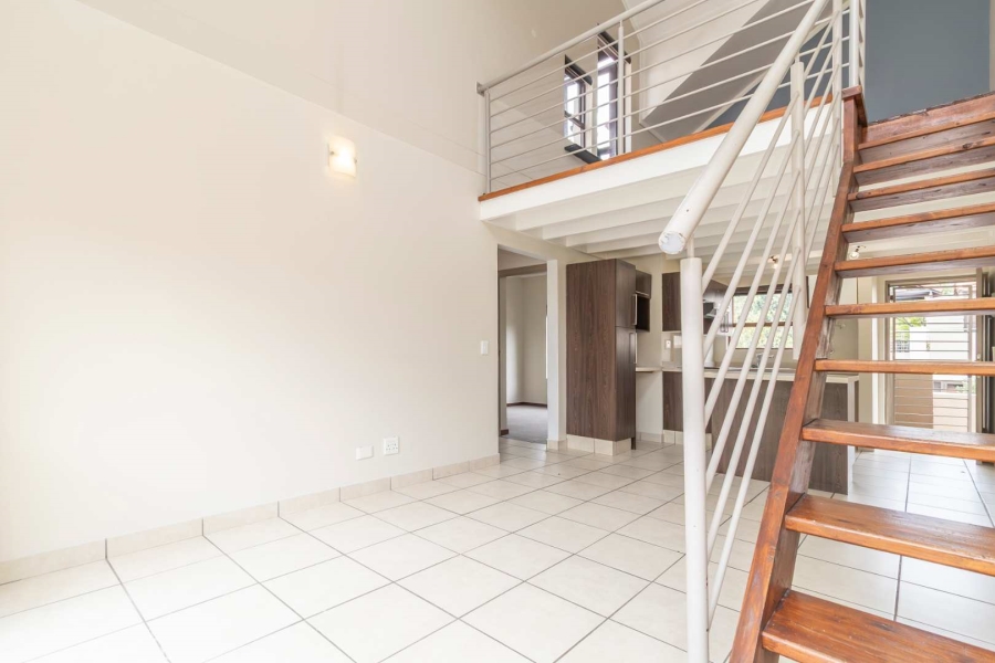 2 Bedroom Property for Sale in Lonehill Gauteng