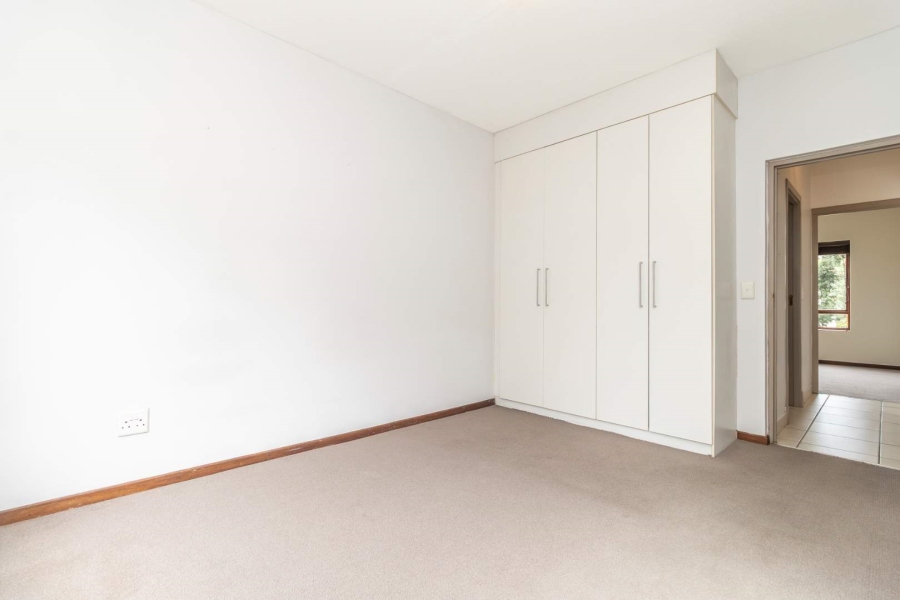 2 Bedroom Property for Sale in Lonehill Gauteng