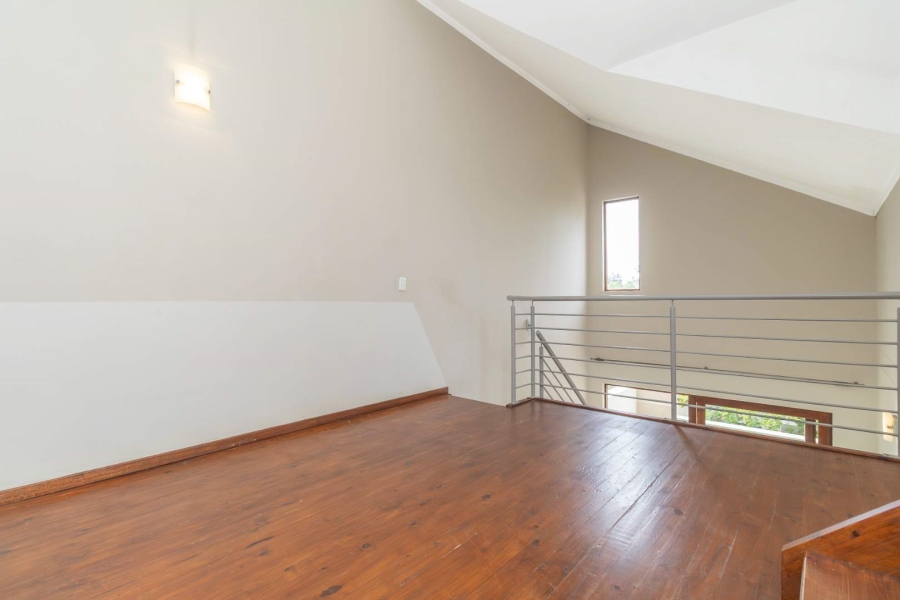 2 Bedroom Property for Sale in Lonehill Gauteng
