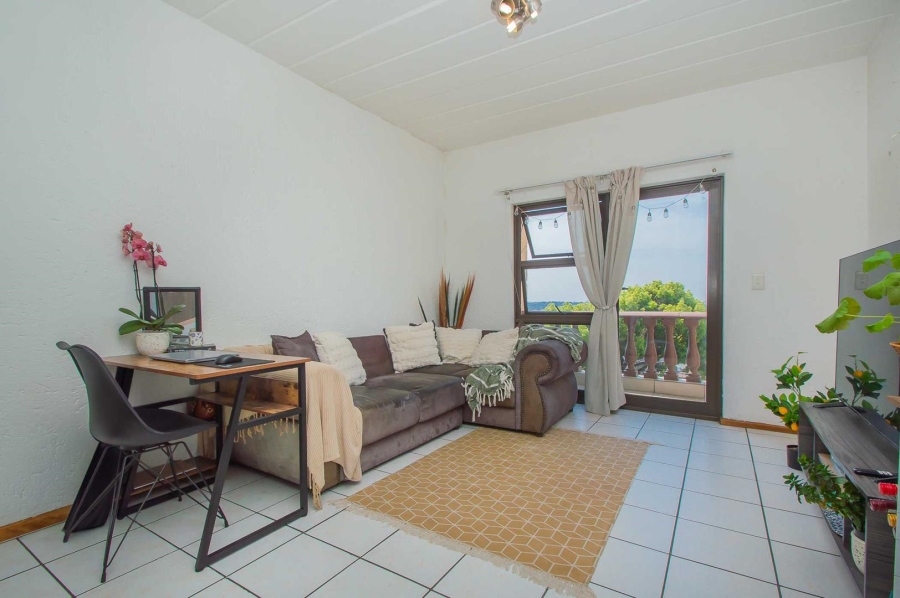 1 Bedroom Property for Sale in Constantia Kloof Gauteng