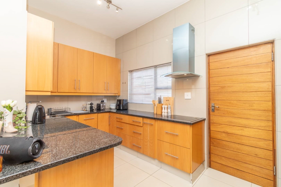 To Let 4 Bedroom Property for Rent in Krugersdorp Gauteng