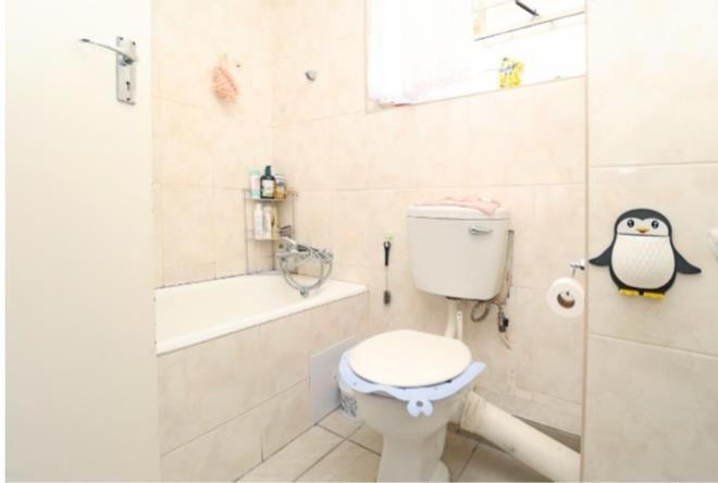 1 Bedroom Property for Sale in Bedford Gardens Gauteng