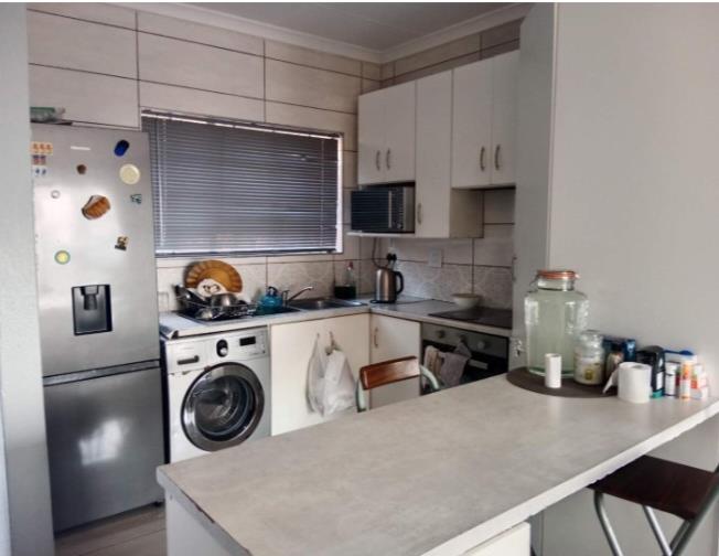 To Let 3 Bedroom Property for Rent in Sunnyrock Gauteng