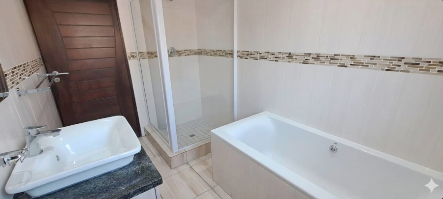 3 Bedroom Property for Sale in New Market Gauteng