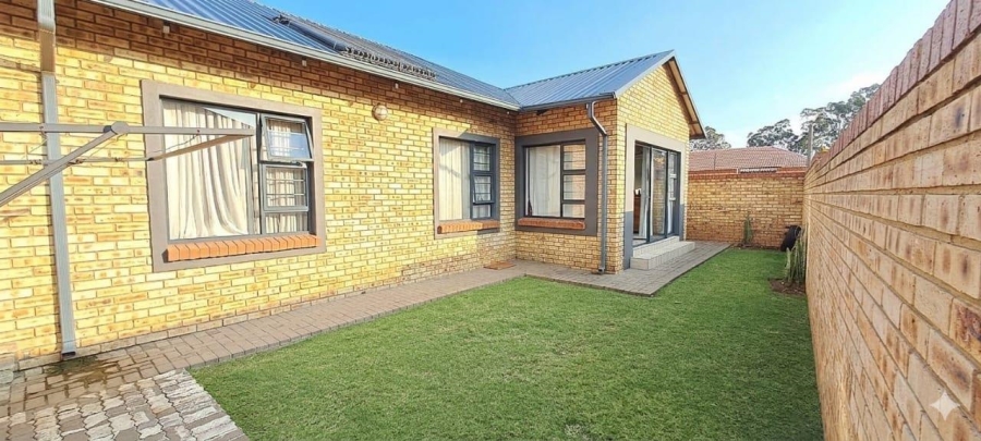 3 Bedroom Property for Sale in New Market Gauteng