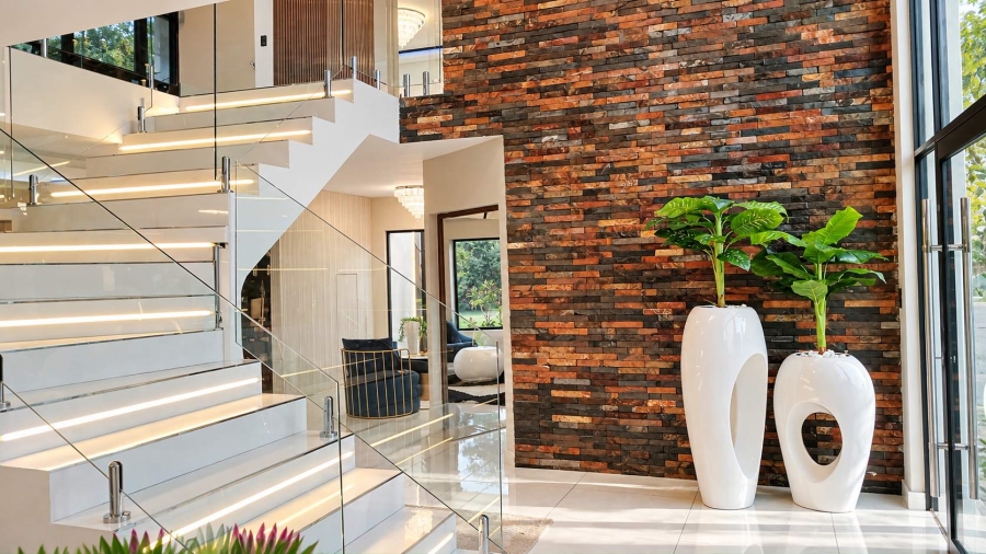 6 Bedroom Property for Sale in Cornwall Hill Gauteng