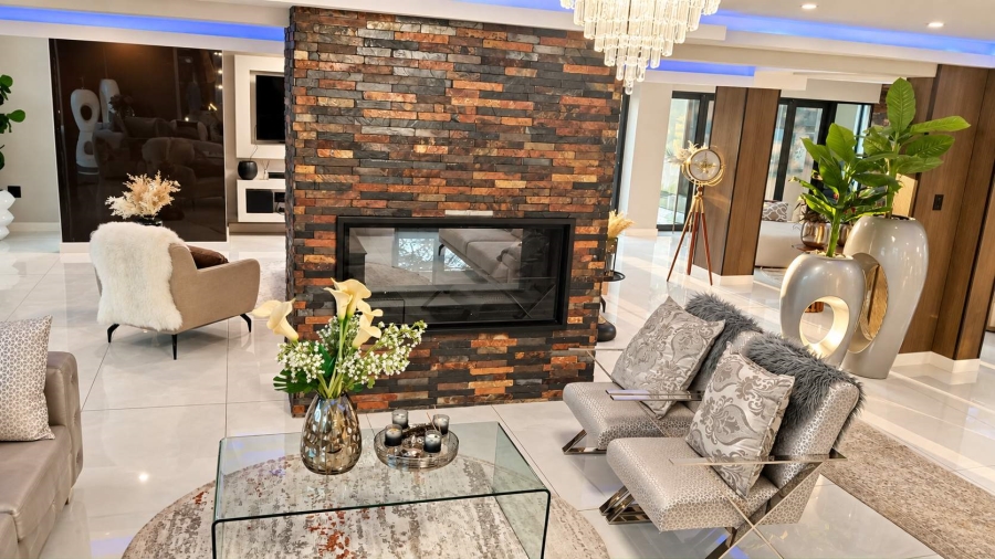 6 Bedroom Property for Sale in Cornwall Hill Gauteng