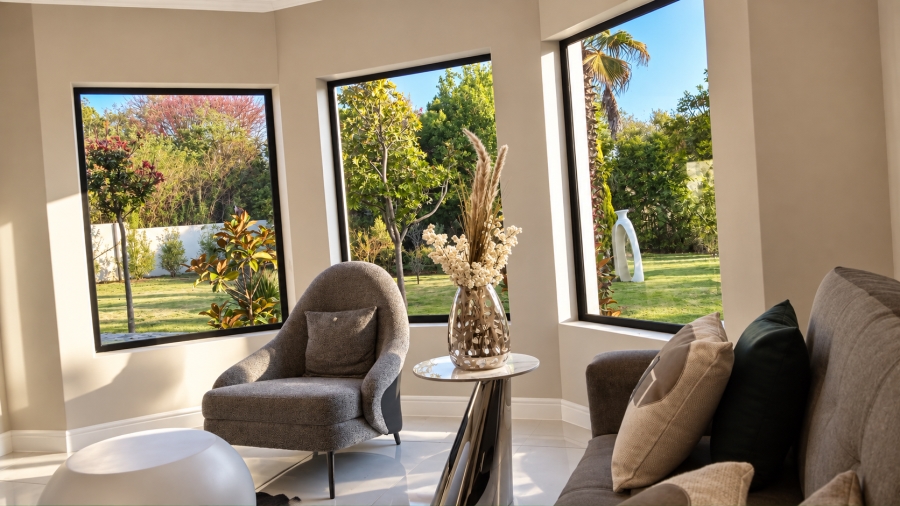 6 Bedroom Property for Sale in Cornwall Hill Gauteng