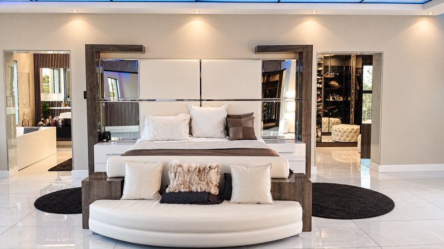 6 Bedroom Property for Sale in Cornwall Hill Gauteng