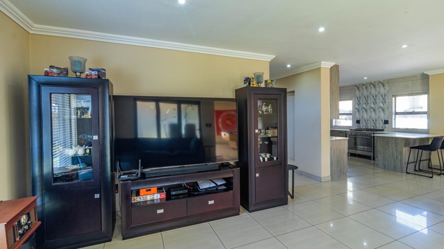 4 Bedroom Property for Sale in Meyersdal Gauteng