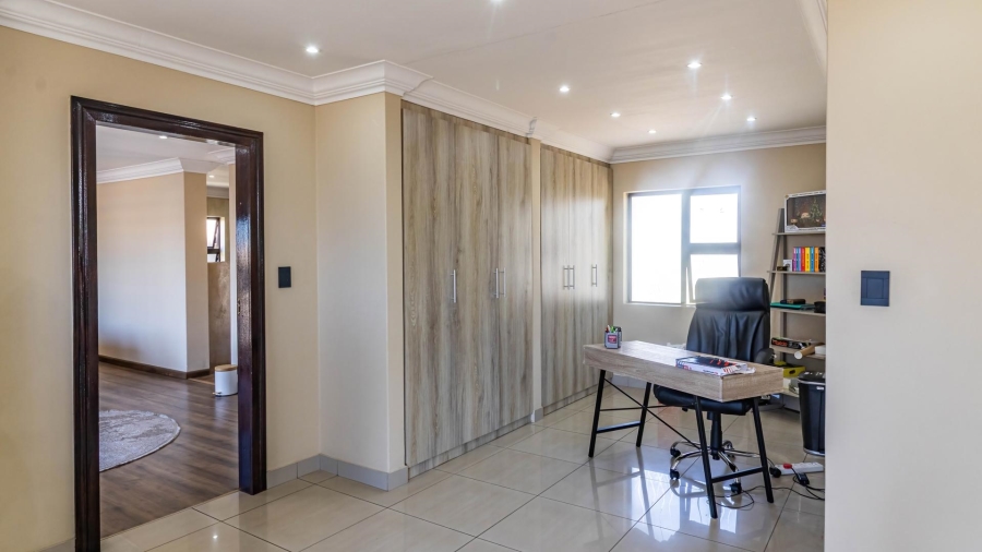 4 Bedroom Property for Sale in Meyersdal Gauteng