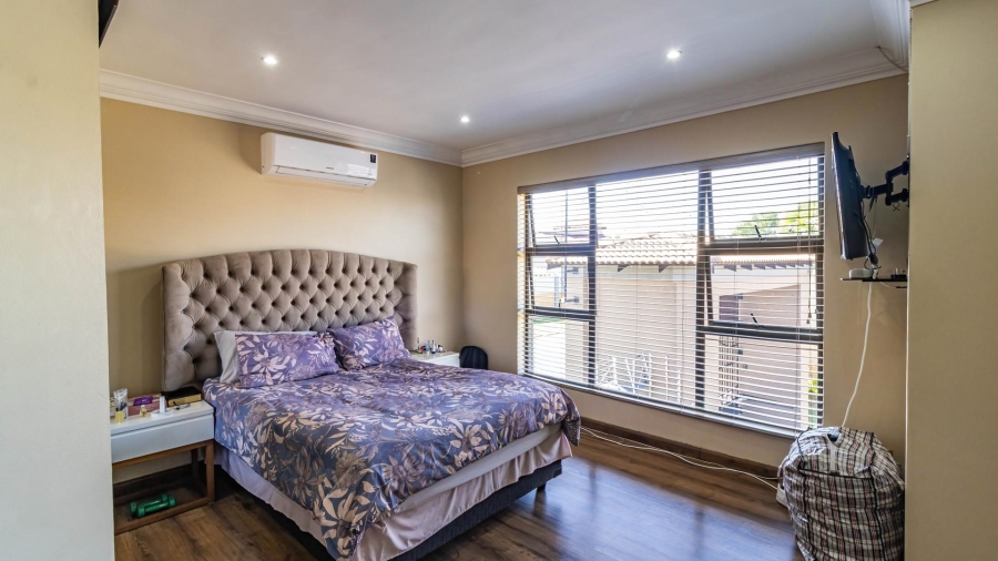 4 Bedroom Property for Sale in Meyersdal Gauteng