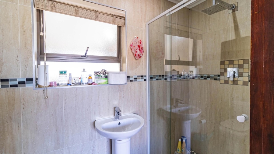 4 Bedroom Property for Sale in Meyersdal Gauteng